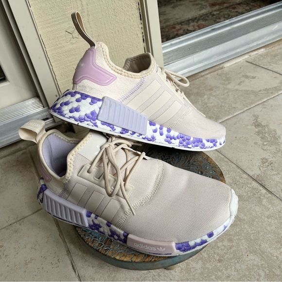 🦄ADIDAS🦄-Originals Women's NMD_R1 shoes- Purple Dots- size 8 womens - Picture 3 of 13
